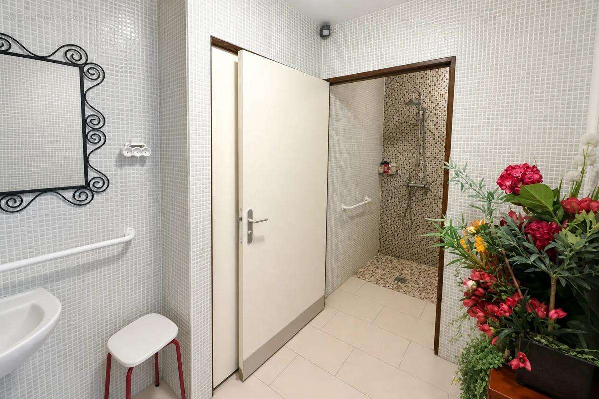 Ensemble immobilier de 400 m² - 5 appartements – Dordives - photo 10