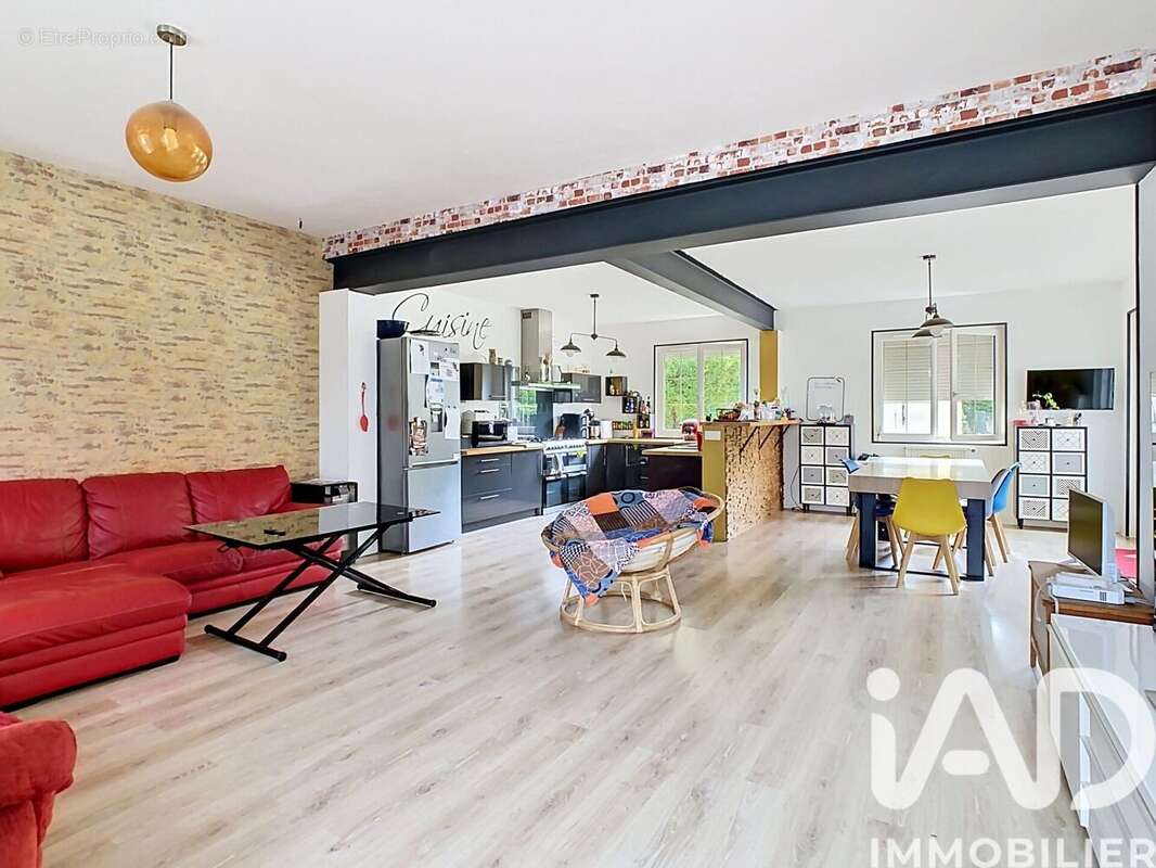 Photo 4 - Maison à PLEURS