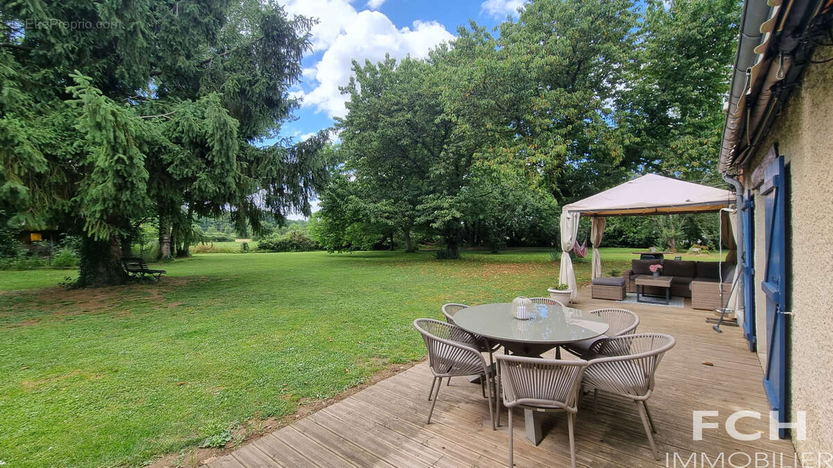 Propriété de charme avec dépendances et piscine - photo 4