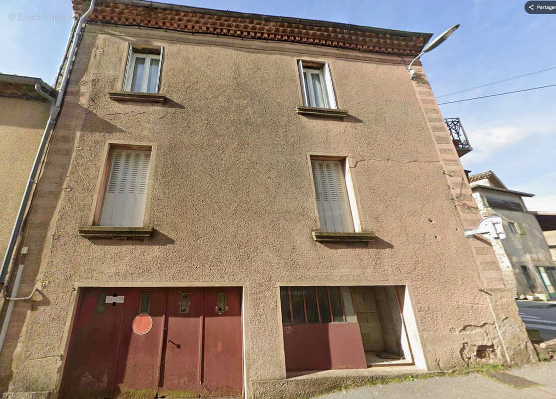 Appartement à ALBOUSSIERE