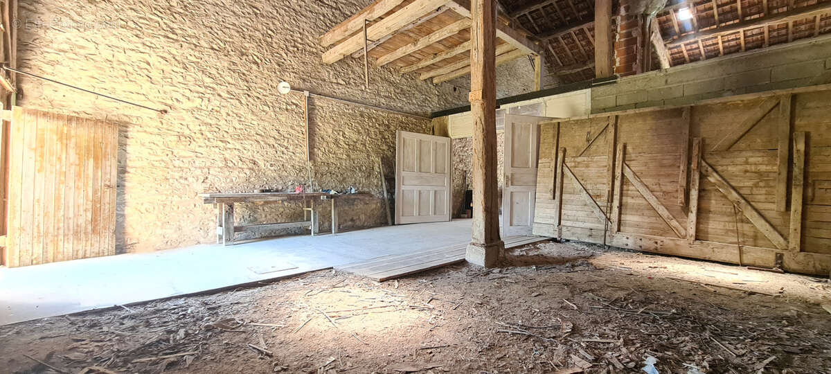 Maison à BETHELAINVILLE