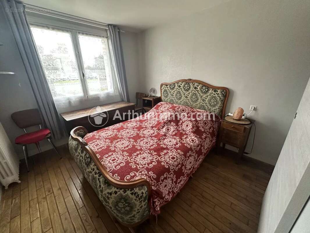 Maison à SAINT-ASTIER