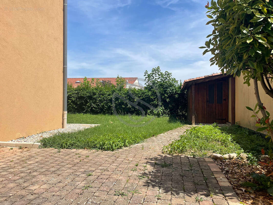Appartement à LA COTE-SAINT-ANDRE