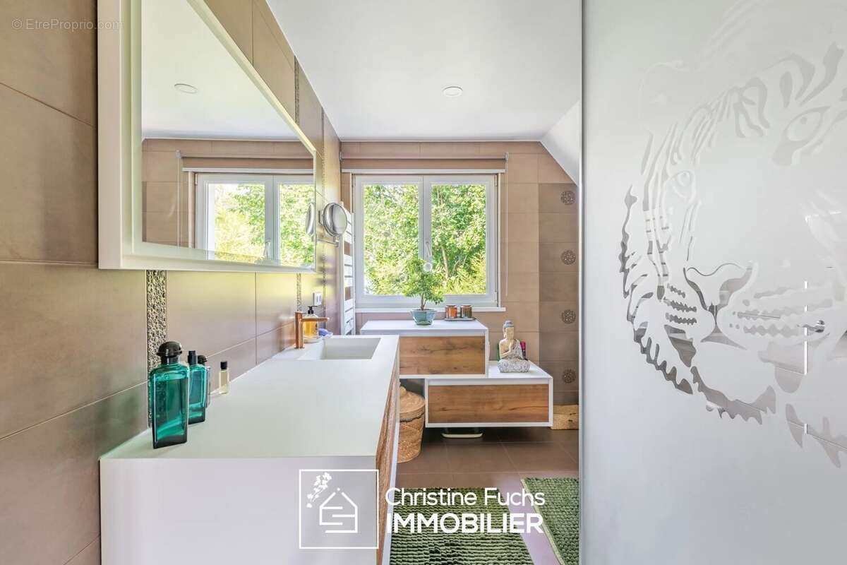 Marienthal - Une maison repensée avec élégance - photo 14