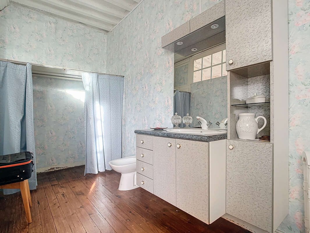 Maison à GRANDCAMP-MAISY