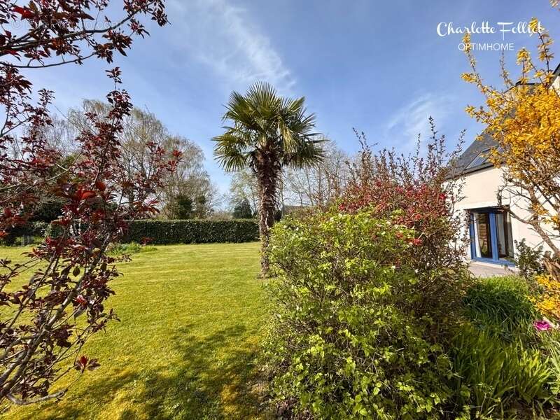Maison à LE MINIHIC-SUR-RANCE