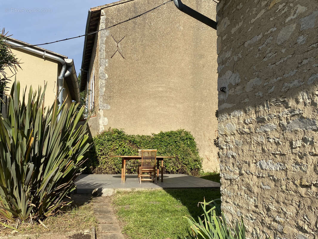 Maison à NEUVILLE-DE-POITOU