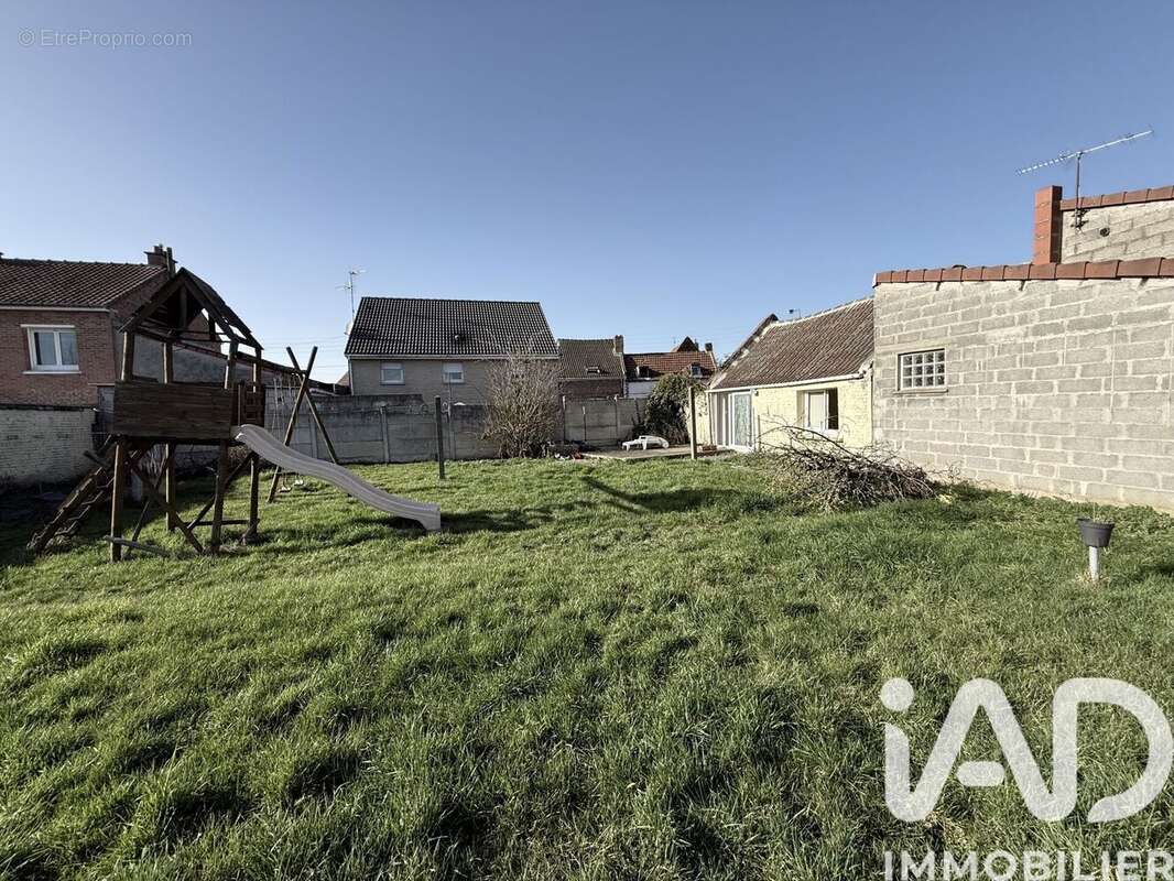 Maison 125 m² à Montigny-En-Gohelle  - photo 9
