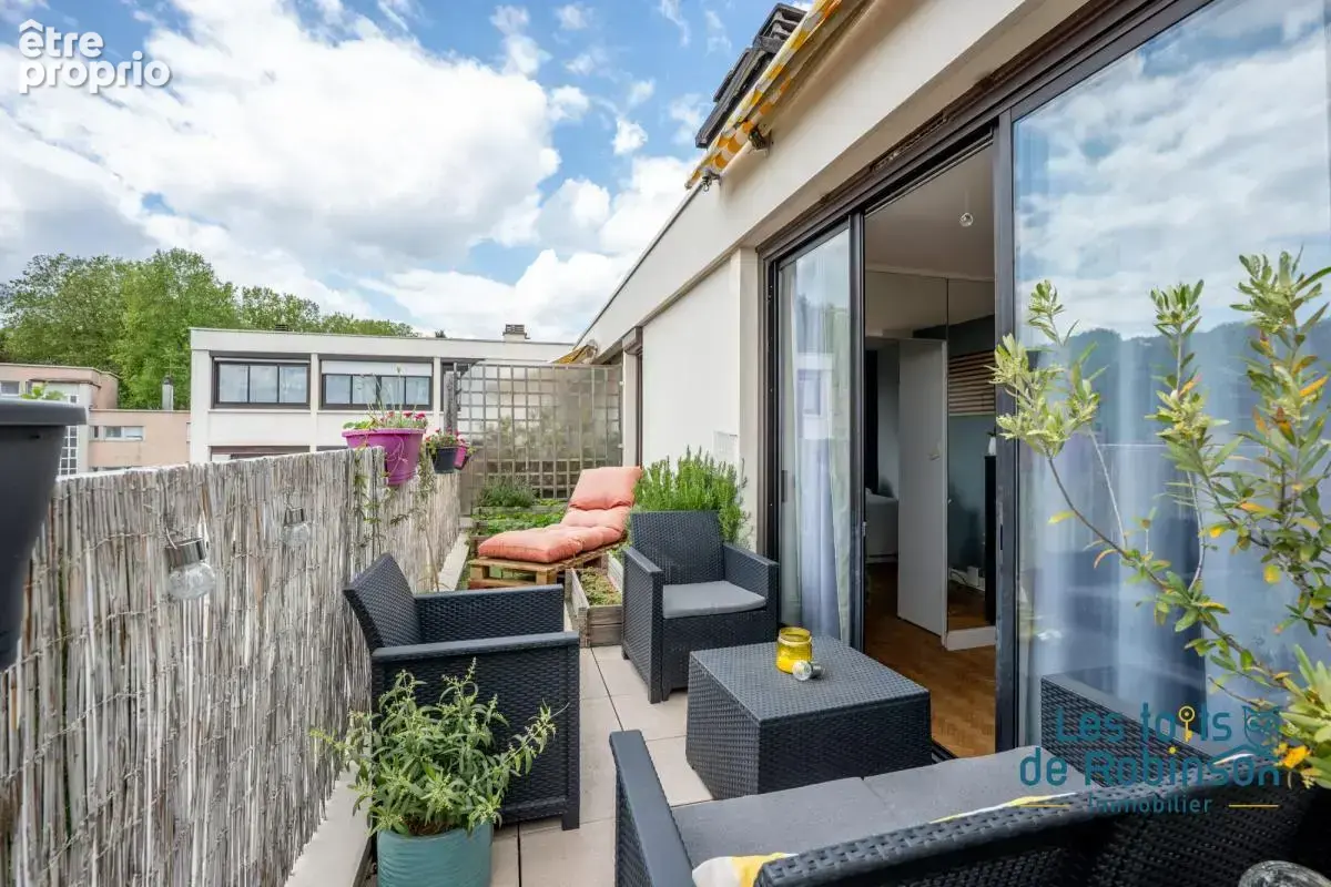 3 pieces en dernier etage avec terrasse plein sud - photo 11