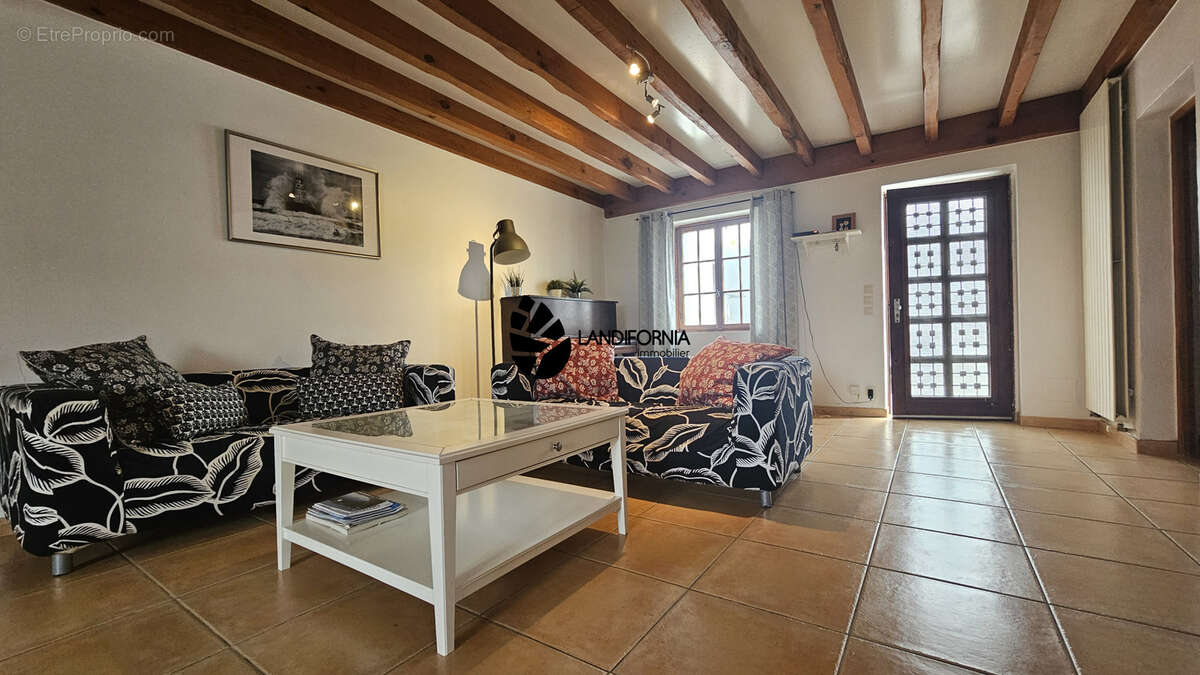 Maison à SAUBRIGUES