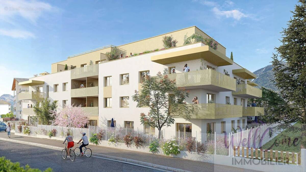 Appartement à CHALLES-LES-EAUX