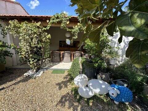 Maison à EYGALIERES