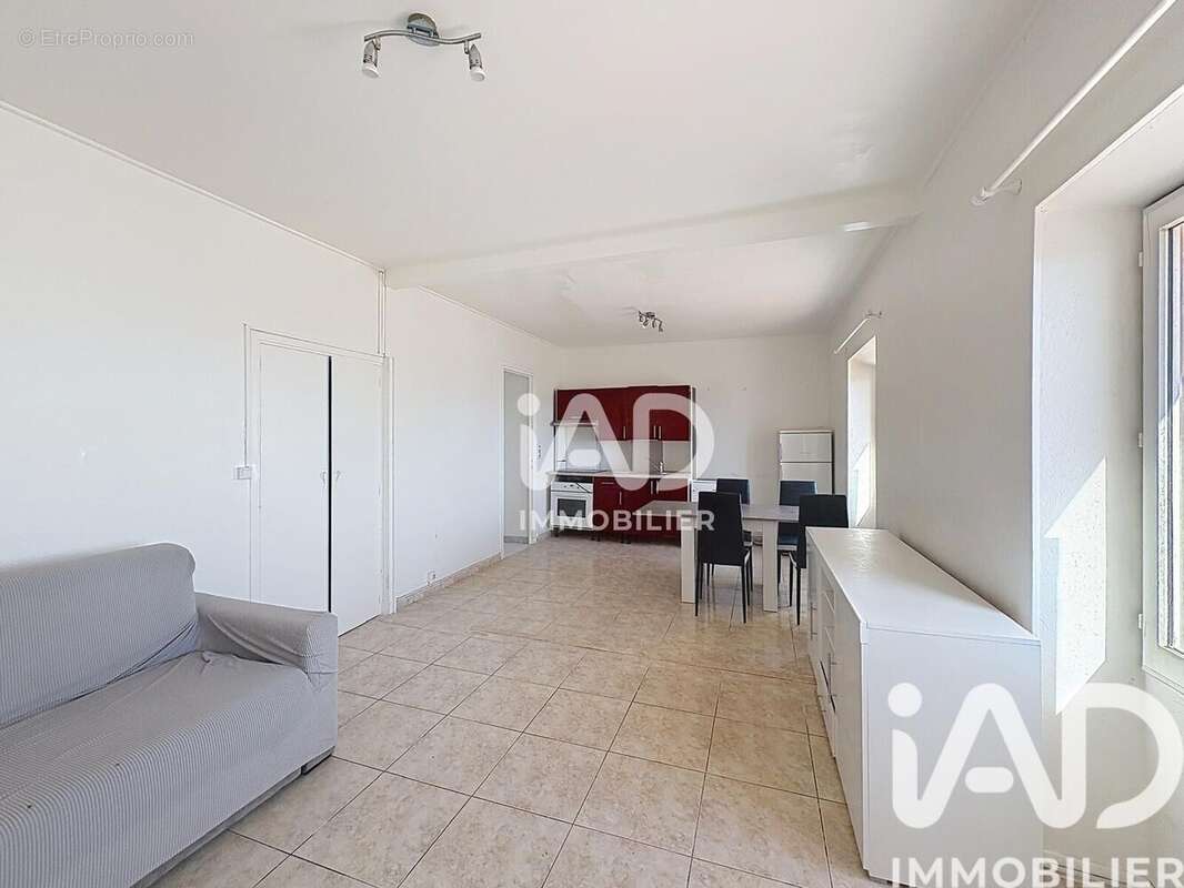 Photo 2 - Appartement à ROQUEBRUNE-CAP-MARTIN