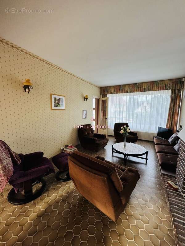 Maison à BRUAY-LA-BUISSIERE