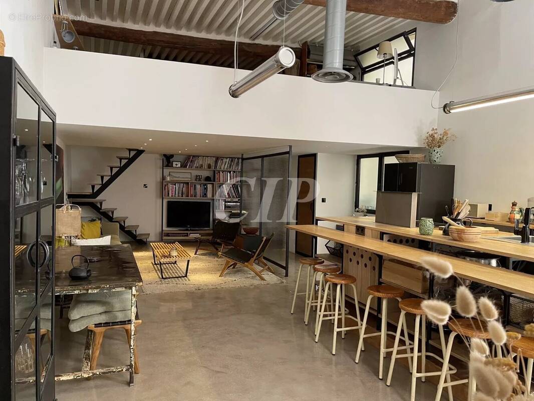 Appartement à AIX-EN-PROVENCE