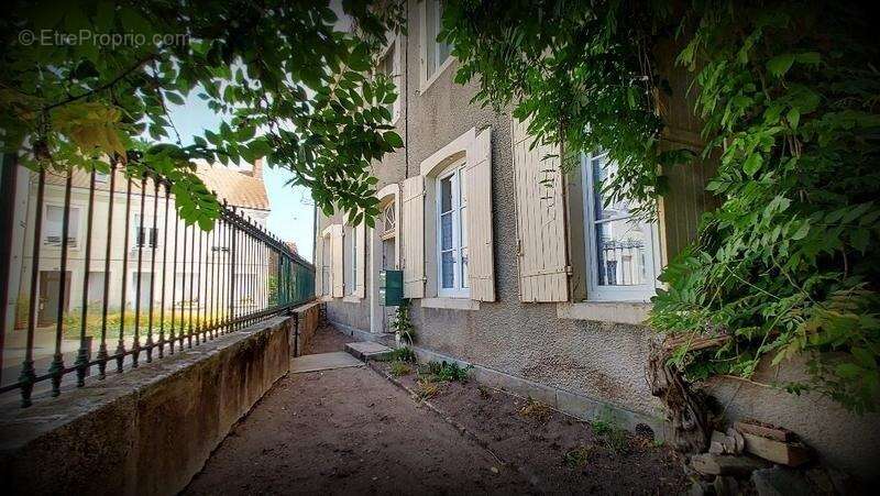 Appartement à CHATEAUMEILLANT