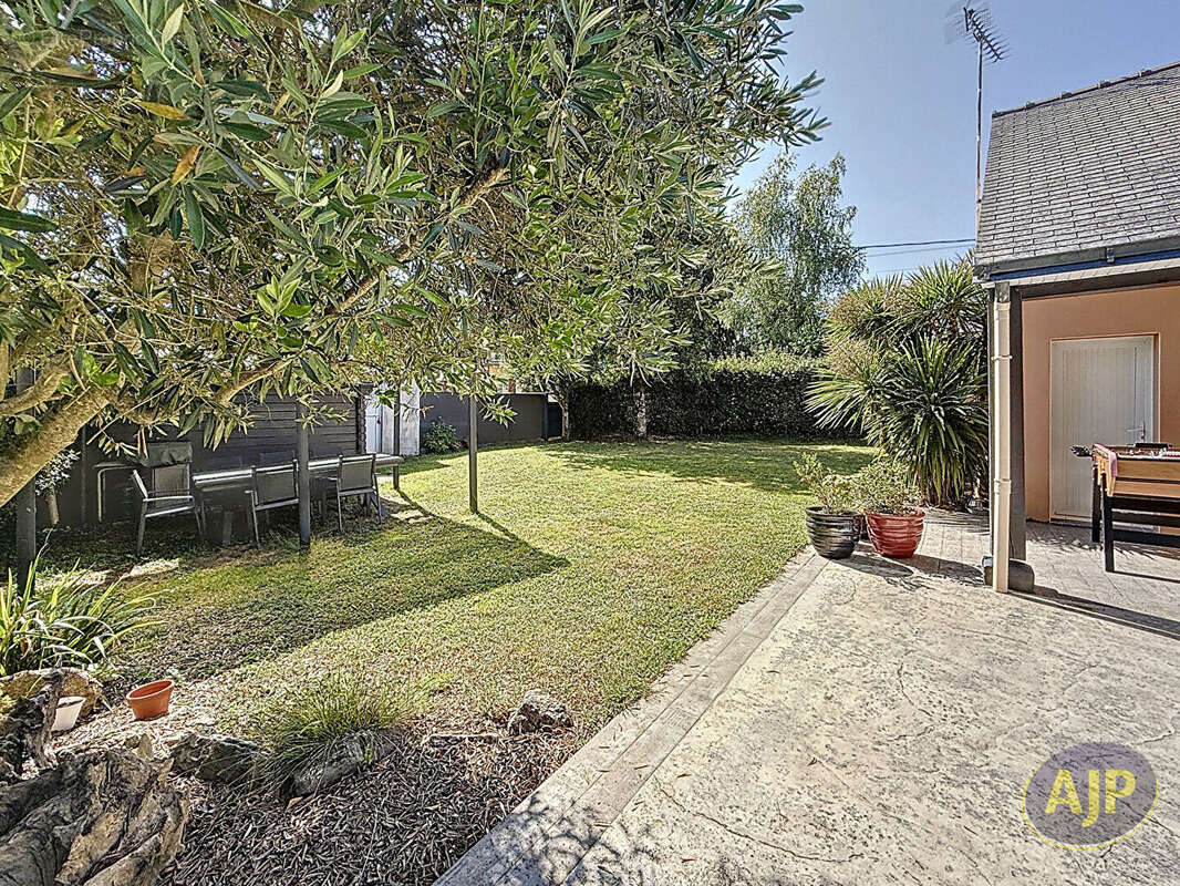 Maison à JOUE-SUR-ERDRE