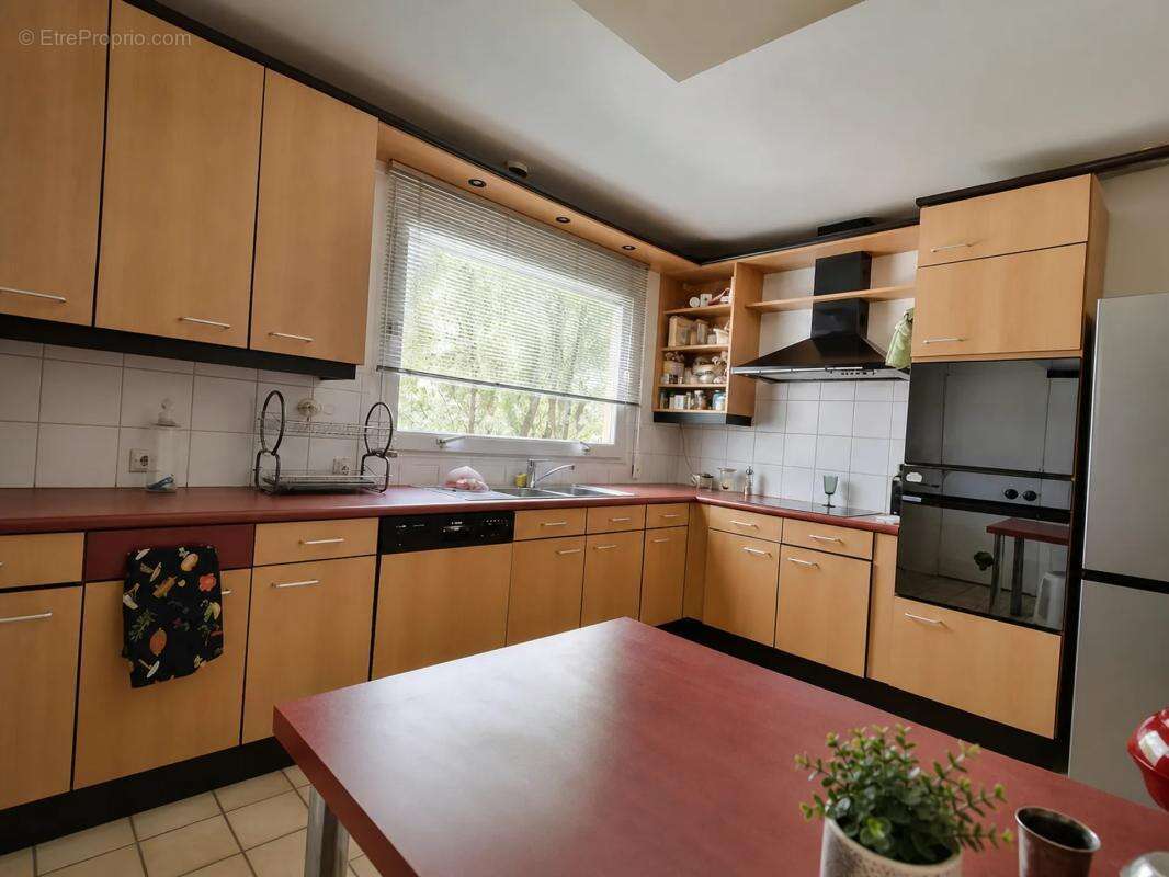 Maison de 8 pièces de 232 m² situé à Guer - photo 5
