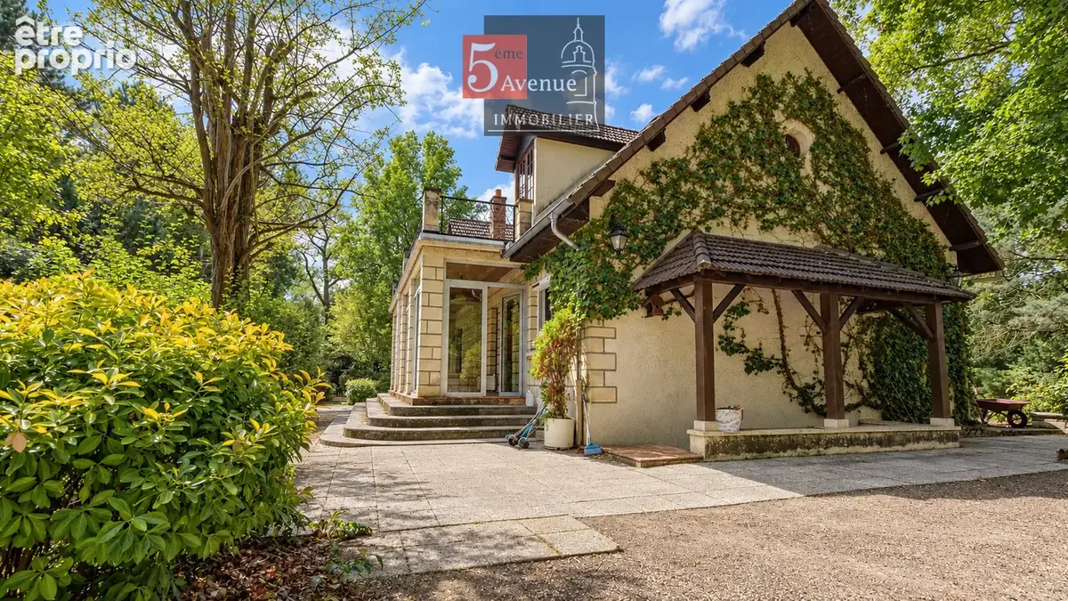 Maison à vendre avec sous-sol et jardin de 3000m2 à Lamorlaye le Lys - photo 2