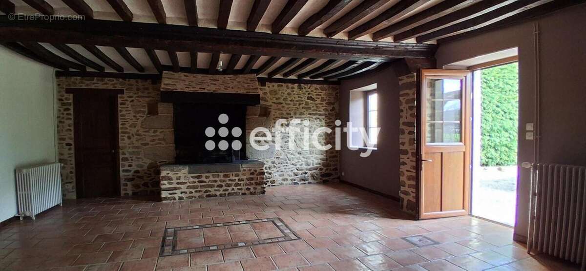 Maison à CONDE-SUR-SARTHE