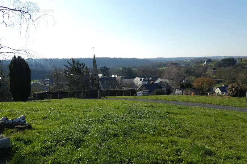 Maison à CHAUDEFONDS-SUR-LAYON