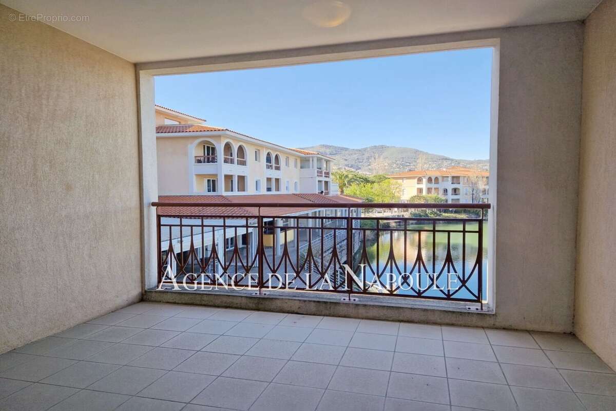 Appartement à MANDELIEU-LA-NAPOULE