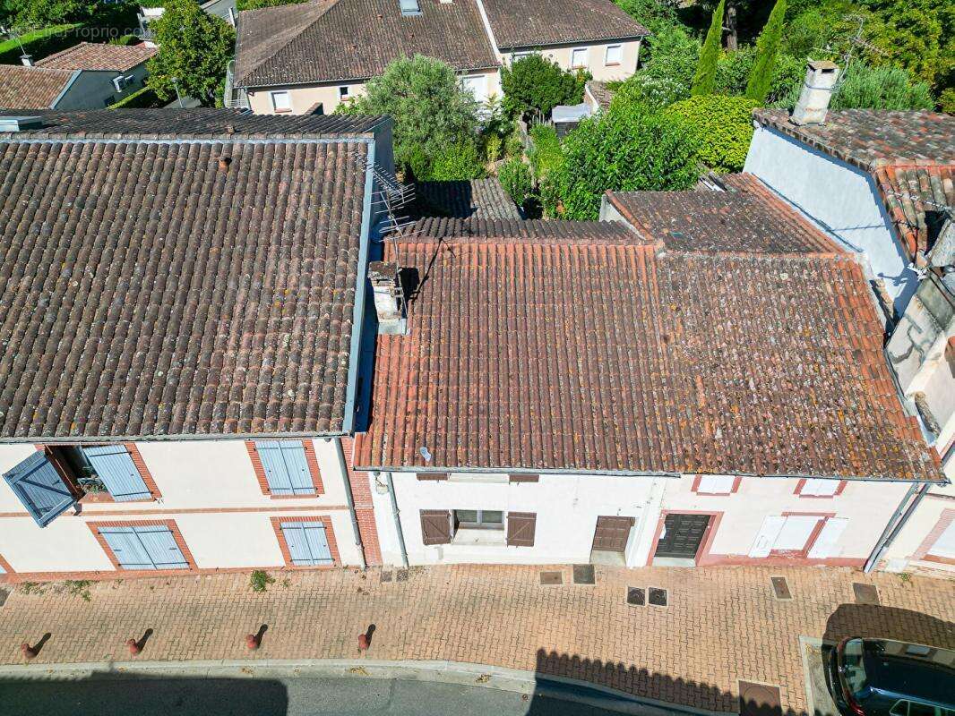 À vendre maison t5 de 88 m2 avec atelier à bouloc 31620 - photo 18