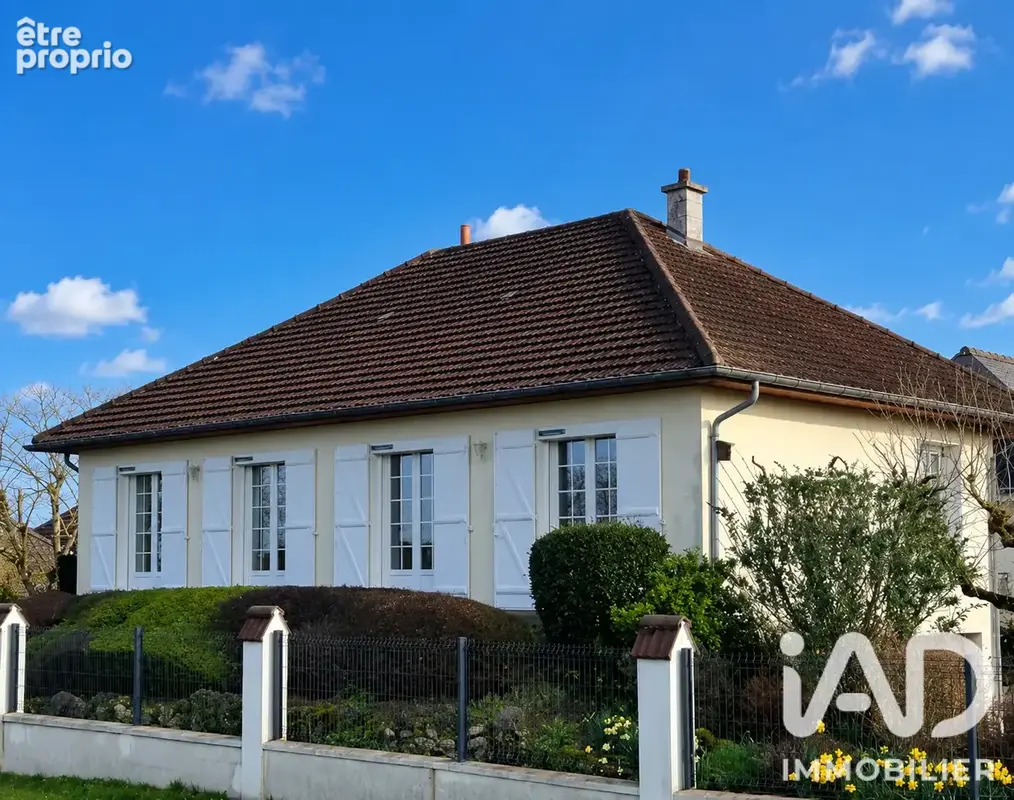 Photo 1 - Maison à ROCHECORBON