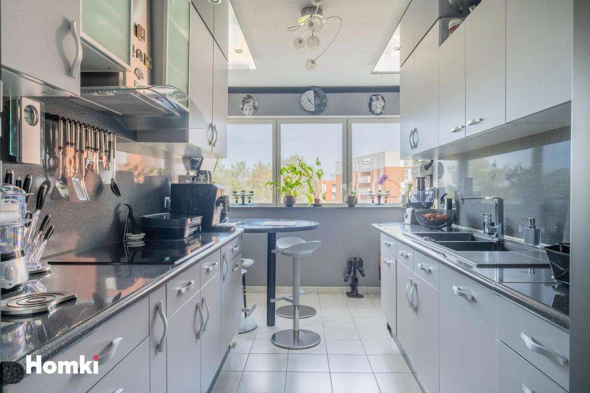 Appartement à MARSEILLE-9E