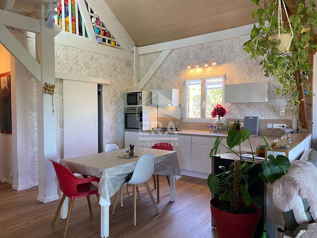 Maison à LA DOUZE