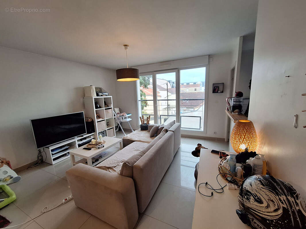 Appartement à LE PLESSIS-BOUCHARD