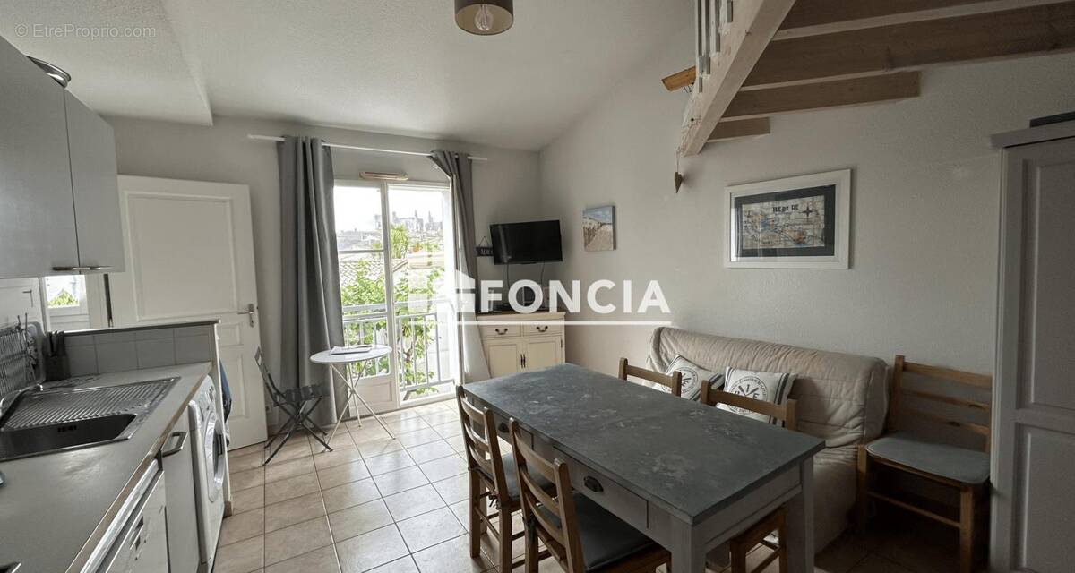 Appartement à SAINT-MARTIN-DE-RE