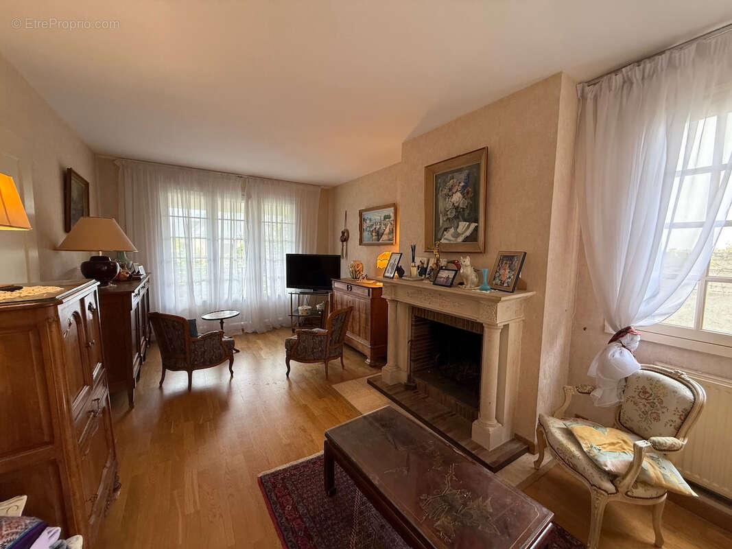 Maison à LE POULIGUEN