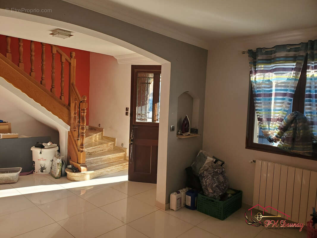 Maison à SAINT-MARTIN-DE-VALGALGUES