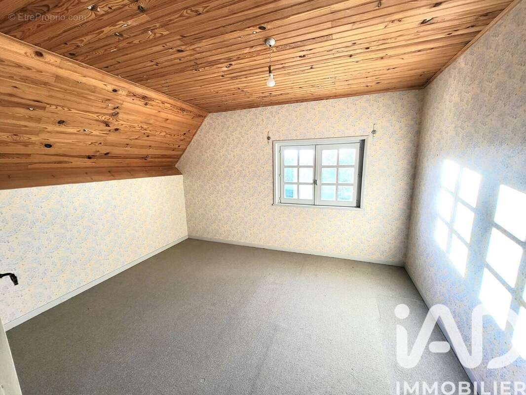 Photo 8 - Maison à SAINT-JUST-SAINT-RAMBERT