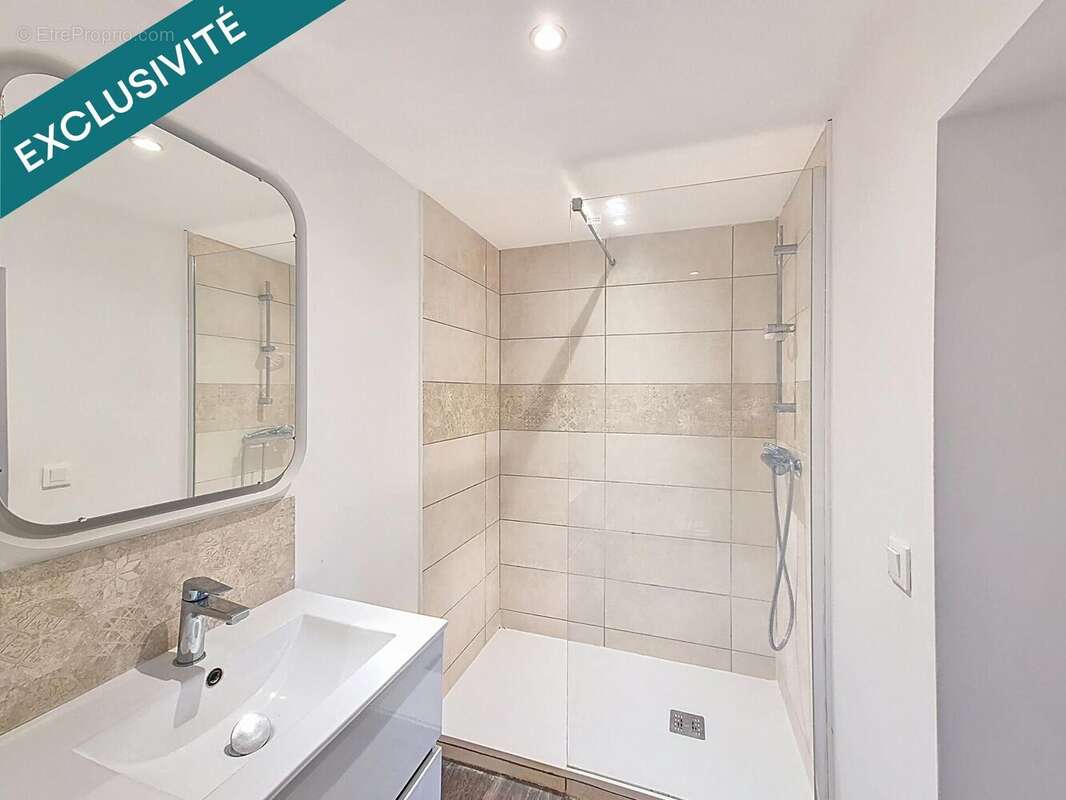 Photo 8 - Appartement à FLASSANS-SUR-ISSOLE