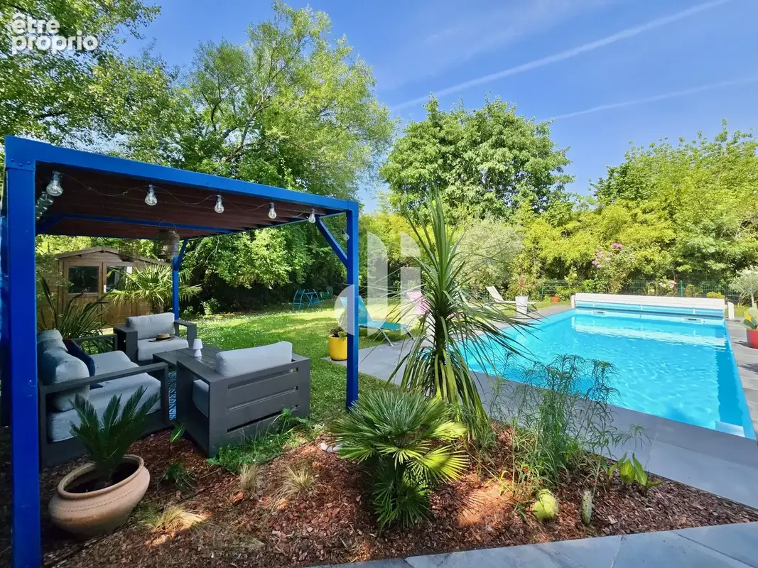 Maison contemporaine Gradignan plain pied 4 pièces 122 m2 avec piscine chauffée - photo 2