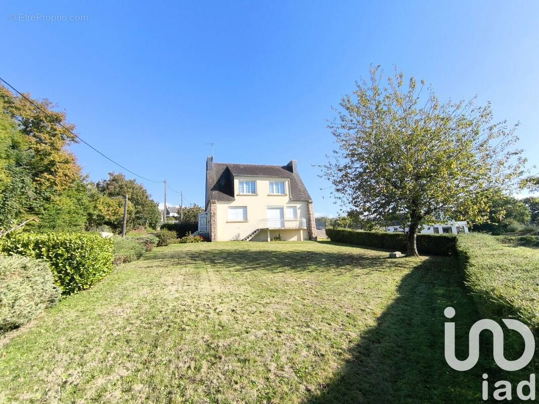 Photo 1 - Maison à CARHAIX-PLOUGUER