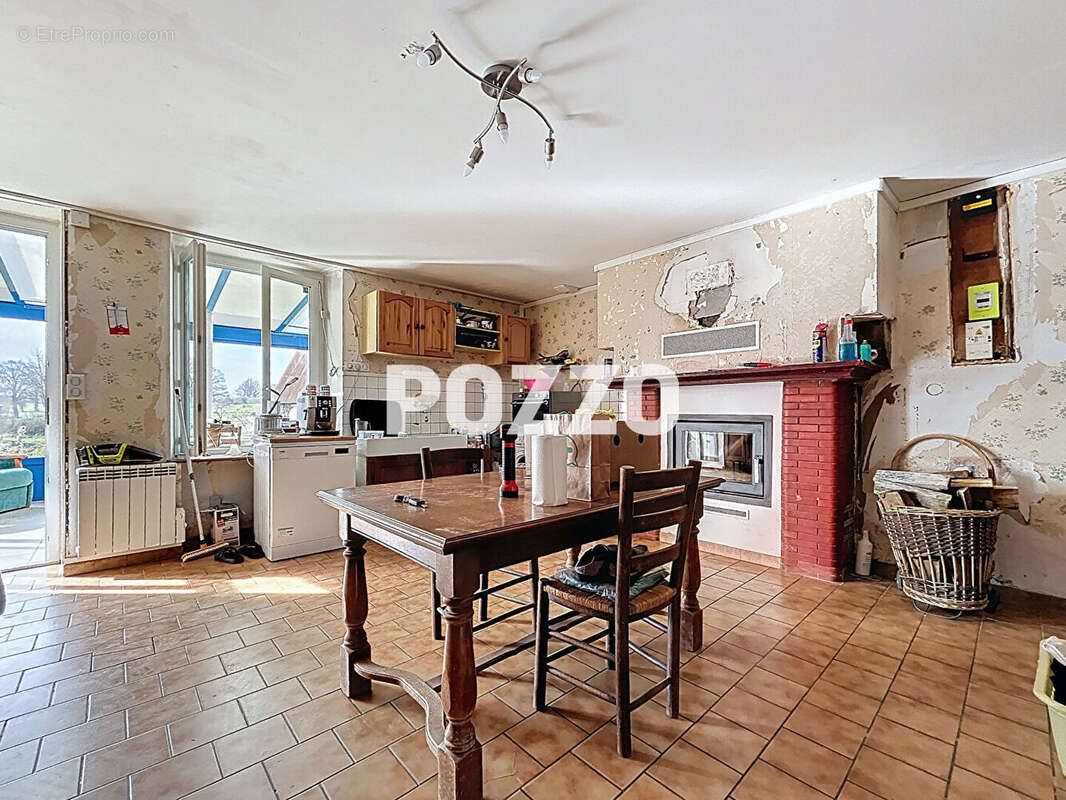 Maison à COULOUVRAY-BOISBENATRE