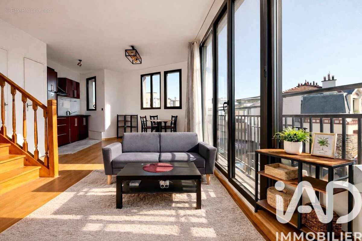 Photo 3 - Appartement à SURESNES