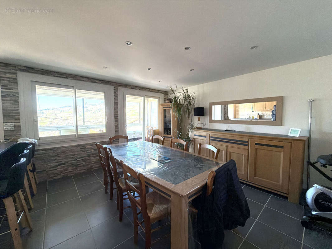 Photo 3 - Maison à COURS-LA-VILLE