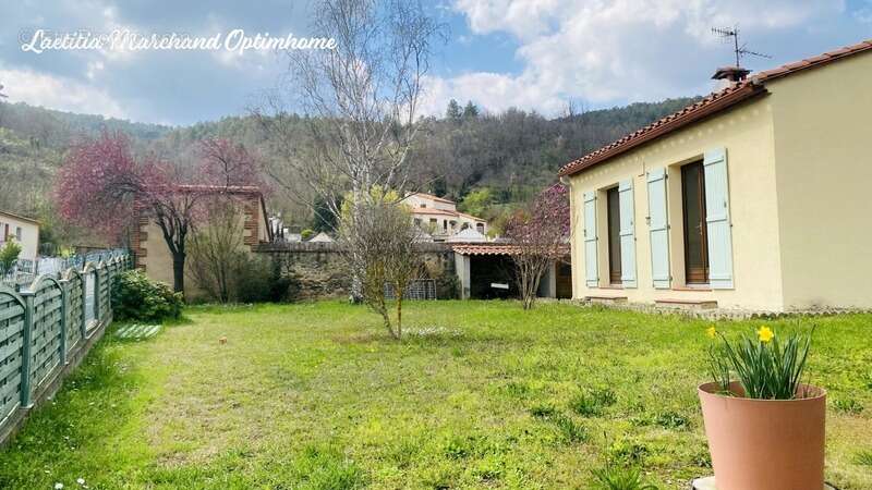 Maison 4 faces jardin piscine garage FUILLA (66) - photo 10
