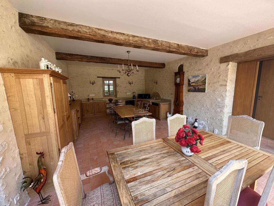 Maison à BELLAVILLIERS