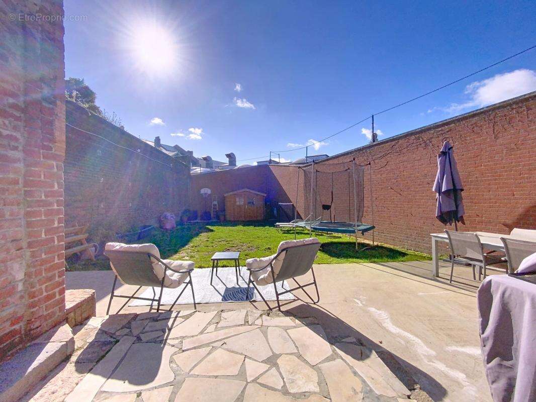 Maison à ARMENTIERES