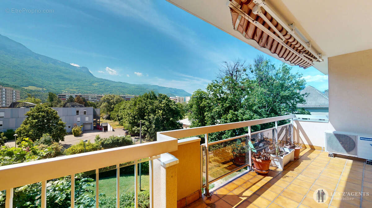 Appartement à ECHIROLLES