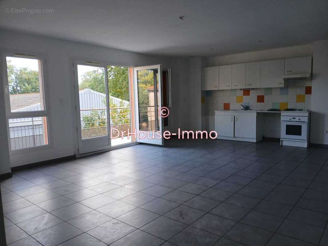 Appartement à SALLELES-D&#039;AUDE