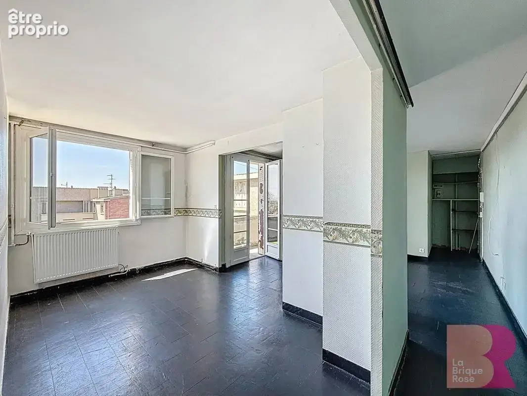 Côte Pavée - Appartement T3/4 en dernier étage - photo 3