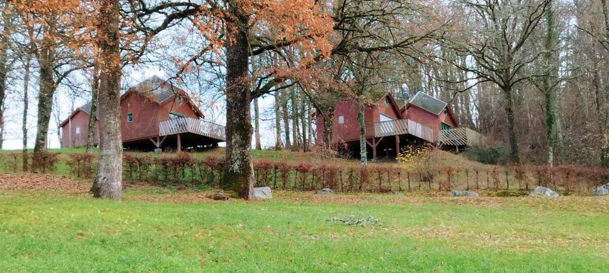 Photo 1 - Maison à JOUILLAT