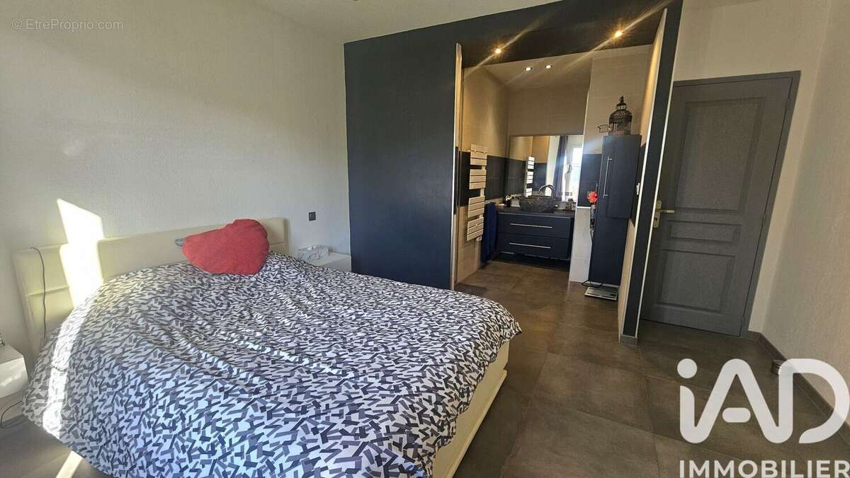 Photo 4 - Maison à LE LUC