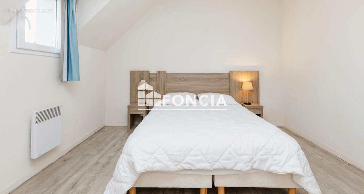 Maison à LE TRONCHET